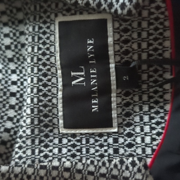 Ladies Jacket - Picture 3 of 4